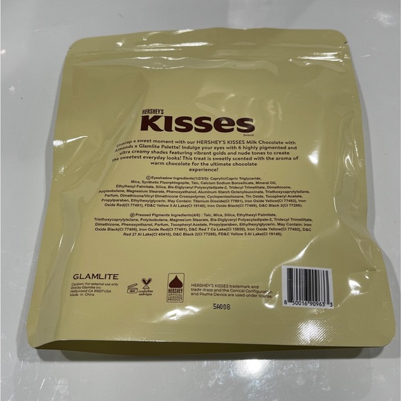 Glamlite x Hershey Kiss Milk Chocolate with Almonds Palette - Picture 5 of 5